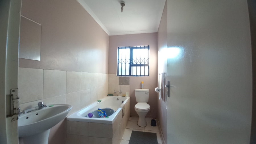 3 Bedroom Property for Sale in Grasslands Free State